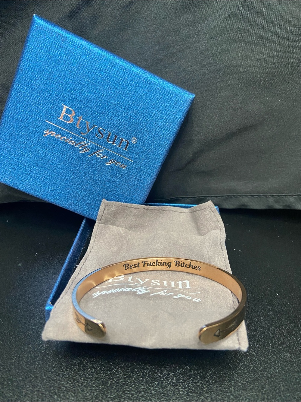 Btysun Friendship Stainless Steel Cuff w Dust bag and box NIB - Picture 2 of 3